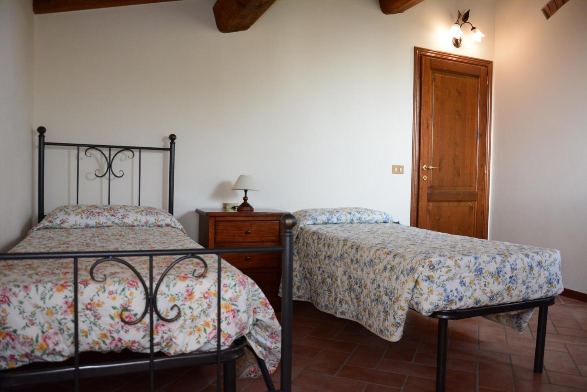 Agriturismo Podere Casalone Limite エクステリア 写真